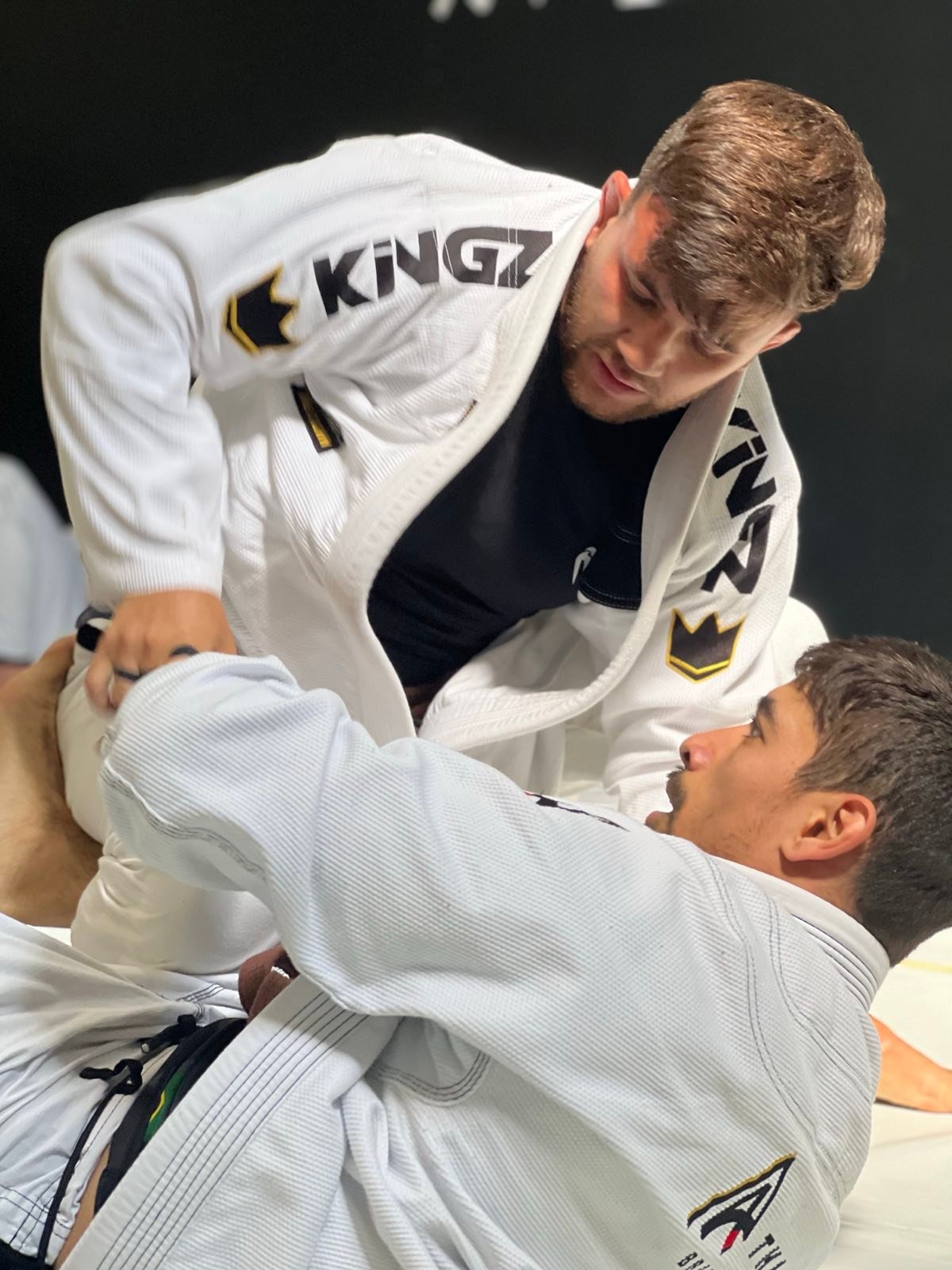 Kelinho Ávila competing in a Jiu-Jitsu match